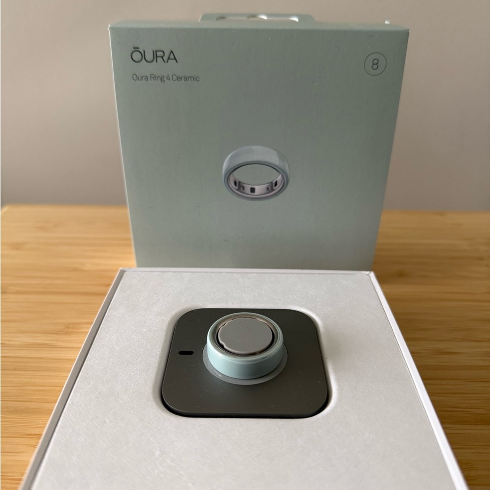 Oura Ring Gen 4 Ceramic Tide Size 8